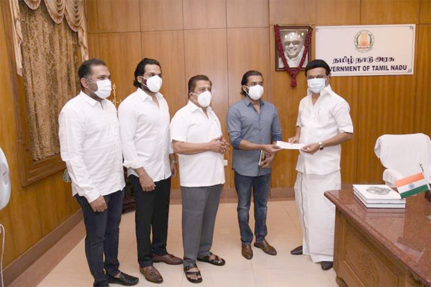 Sivakumar, and his sons Suriya and Karthi donate Rs. 1 crore to Tamil Nadu CM’s COVID-19 Relief Fund Sivakumar, and his sons Suriya and Karthi donate Rs. 1 crore to Tamil Nadu CM’s COVID-19 Relief Fund