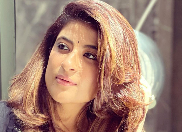 Tahira Kashyap speaks about her emotional breakdowns in these trying times, requests people to offer a silent prayer