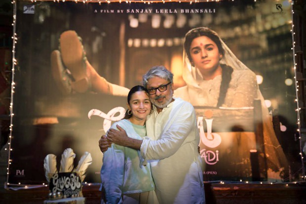 Alia Bhatt pens heartwarming note on wrap up of Sanjay Leela Bhansali's Gangubai Kathiawadi Alia Bhatt pens heartwarming note on wrap up of Sanjay Leela Bhansali's Gangubai Kathiawadi