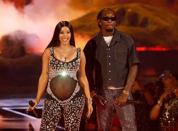 Cardi B surprises everyone as she announces her pregnancy by debuting baby bump during BET Awards 2021 performance