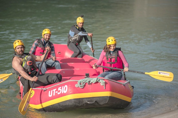 Here's how Taapsee Pannu, Vikrant Massey and Harshvardhan Rane shot rafting scene in Haseen Dillruba 
