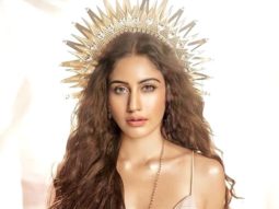 Isqhbaaz actress Surbhi Chandna looks exquisite donning a crown