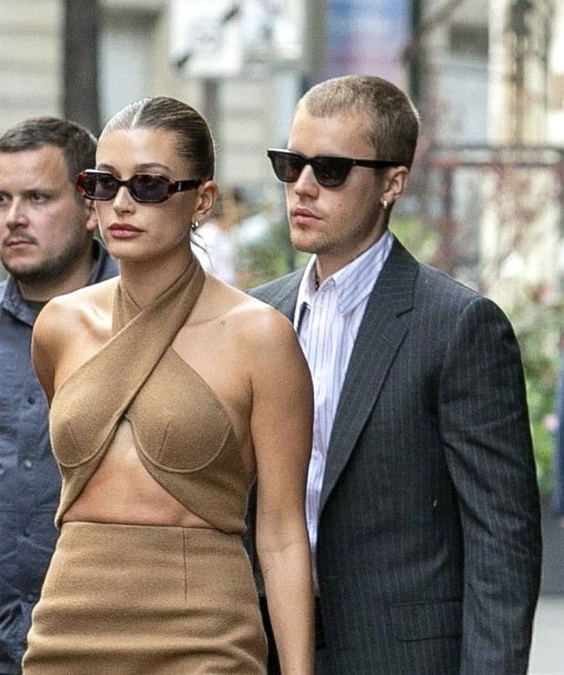 Justin Bieber looks sharp in suit, Hailey Bieber exudes panache in bandage dress