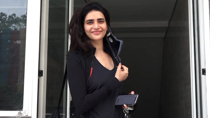 Karishma Tanna spotted at gym in Andheri
