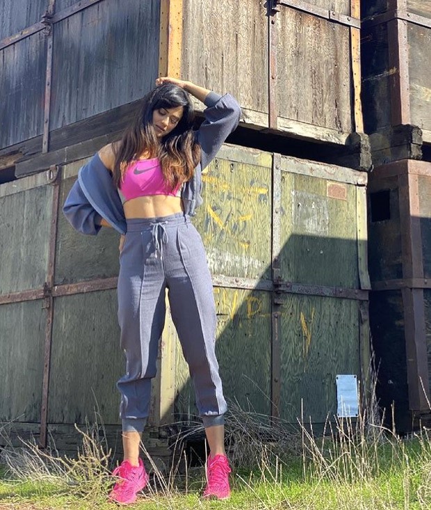 Khatron Ke Khiladi 11: Shweta Tiwari flaunts her abs; dons blue joggers and pink sports bra