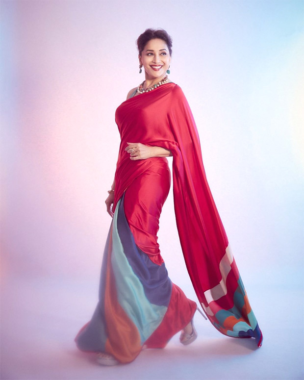 Madhuri Dixit has us swooning over her in red saree worth Rs. 24,800 for Dance Deewane 3