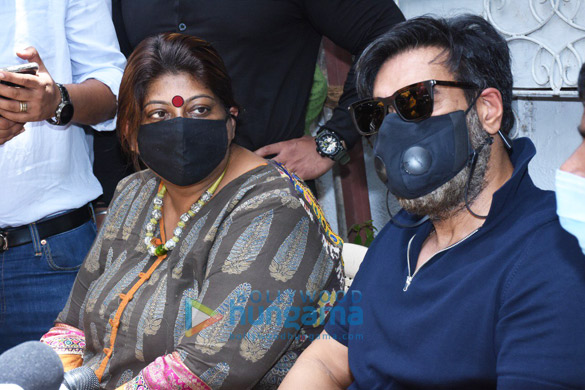 photos ajay devgn and yug devgn snapped attending a tree plantation drive in juhu 8
