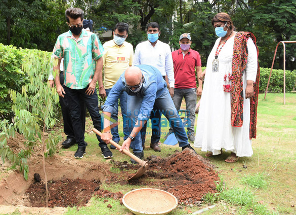 photos anil kapoor snapped at a tree plantation drive in juhu 1 2