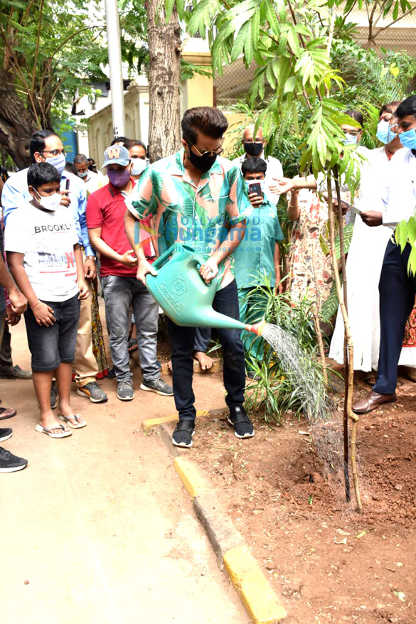 photos anil kapoor snapped at a tree plantation drive in juhu 4