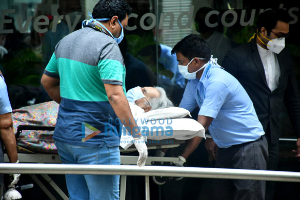 photos dilip kumar gets discharged from the hospital 3