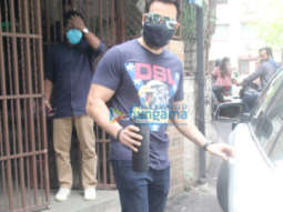Photos: Emraan Hashmi spotted at a dubbing studio in Bandra