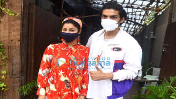 Photos Gurmeet Choudhary and Debina Bonnerjee snapped at a coffee shop in Juhu