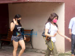 Photos: Janhvi Kapoor and Sara Ali Khan snapped at a gym in Santacruz