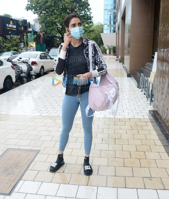 photos karishma tanna snapped at the gym 1 2