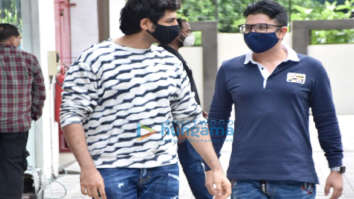 Photos: Kartik Aaryan and Bhushan Kumar snapped at T-Series office in Andheri