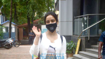 Photos: Neha Sharma and Sohail Khan spotted at I Think Fitness