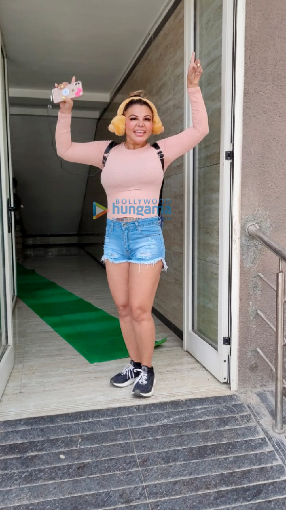 photos rakhi sawant snapped at the gym 3 6