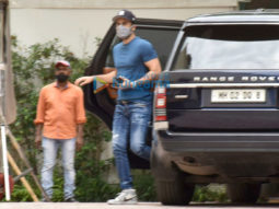 Photos: Ranbir Kapoor snapped at YRF studios in Andheri
