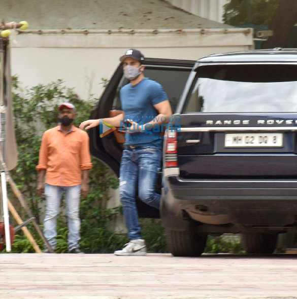 photos ranbir kapoor snapped at yrf studios in andheri 1
