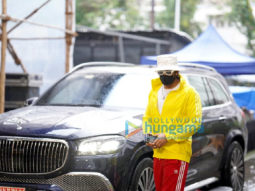 Photos: Ranveer Singh snapped on the sets of a shoot
