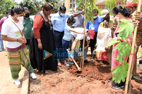 photos ranvir shorey with his son haroon shorey and singer saniya saiyad join bmcs be a tree parent mega vriksha campaign 6