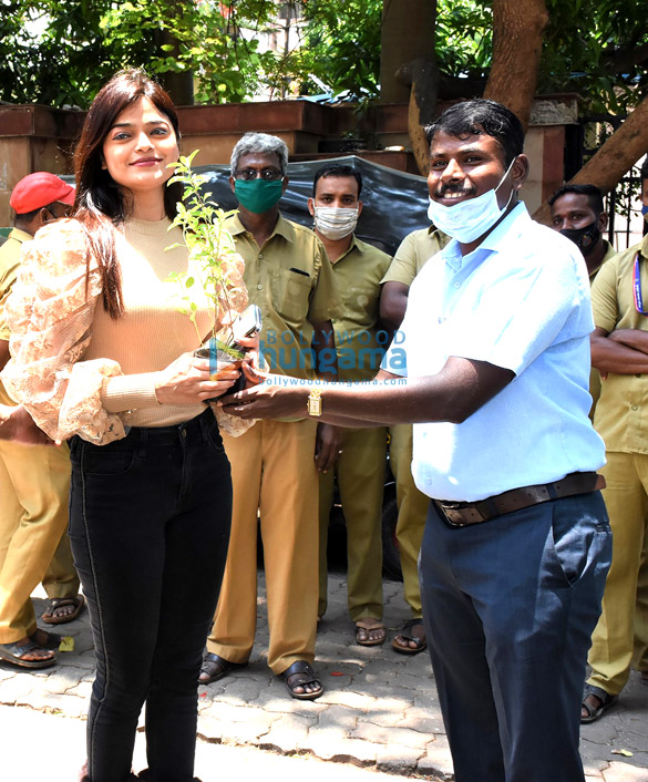 photos ranvir shorey with his son haroon shorey and singer saniya saiyad join bmcs be a tree parent mega vriksha campaign 8