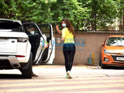 Photos: Urvashi Rautela snapped in Juhu