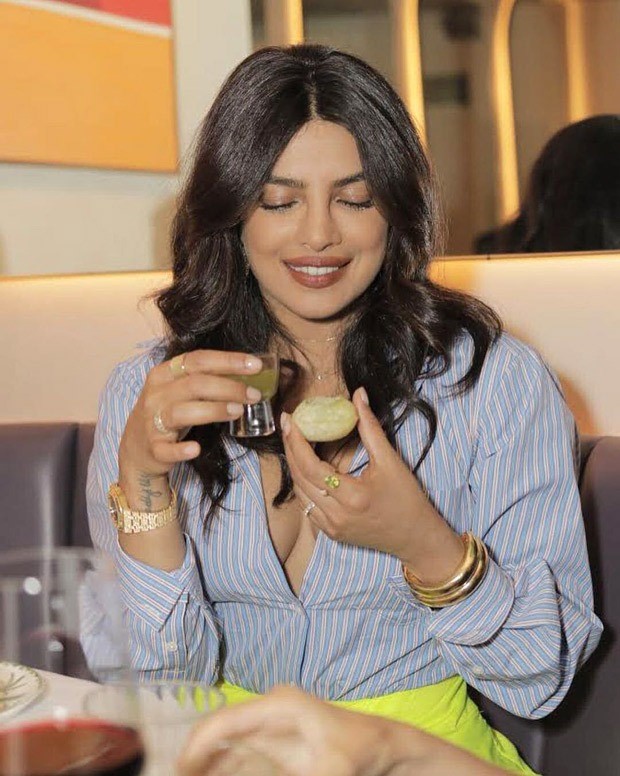 Priyanka Chopra relishes paani puri and dosa at her New York restaurant Priyanka Chopra relishes paani puri and dosa at her New York restaurant
