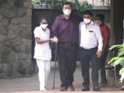 Randhir Kapoor spotted at Kareena Kapoor’s house in Bandra