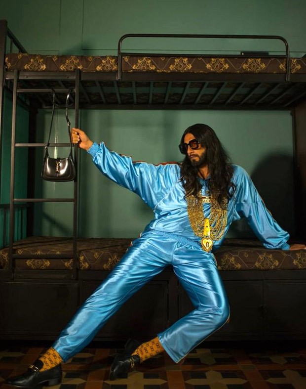 Ranveer Singh offers androgyny glam in all Gucci look worth Rs. 3.13 lakh, carries Jackie 1961 shoulder bag worth Rs. 1.7 lakh Ranveer Singh offers androgyny glam in all Gucci look worth Rs. 3.13 lakh, carries Jackie 1961 shoulder bag worth Rs. 1.7 lakh