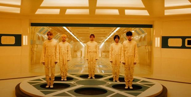 TXT is on a mission to save the human race in sci-fi music video for English single 'Magic' TXT is on a mission to save the human race in sci-fi music video for English single 'Magic'