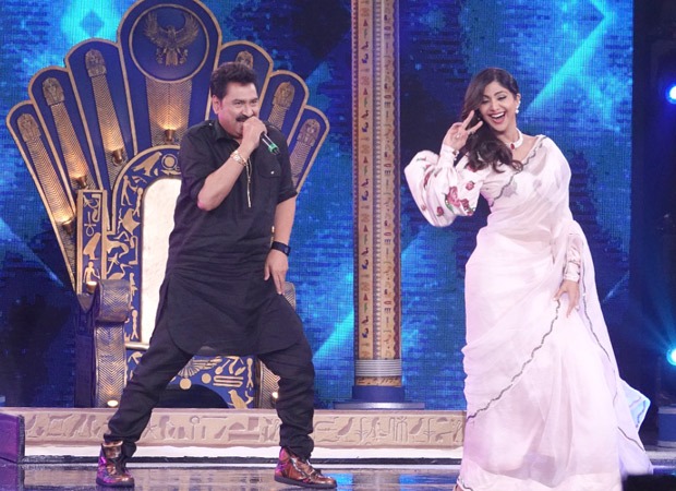 Yeh Kaali Kaali Aankhein