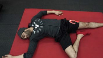 On International Yoga Day, Maniesh Paul engages in the most relatable ‘Savaasan’