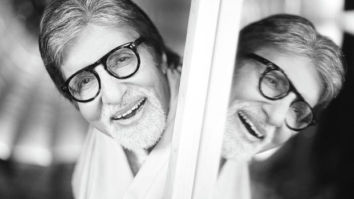 Amitabh Bachchan surprises his fans with a beautiful monochromatic post-pack-up shot captured by Avinash Gowariker