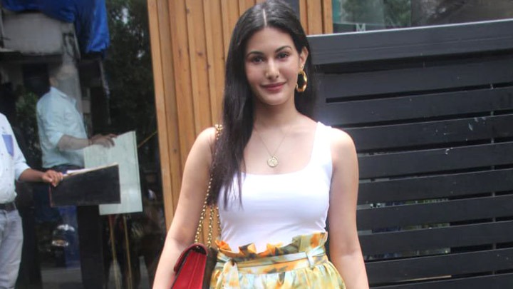 Amyra Dastur spotted at Mizu restaurant in Bandra