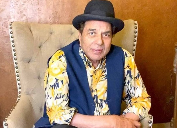 Dharmendra shares a flashback photo with Guddi co-star Jaya Bachchan, revealing she was his big fan