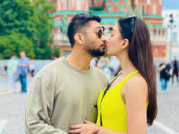 Gauahar Khan and Zaid Darbar share a kiss in their honeymoon pictures during Moscow vacation