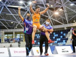 Kareena Kapoor Khan, Sara Ali Khan, Abhishek Bachchan, Anil Kapoor and others congratulate Priya Malik on winning gold medal at World Cadet Championship