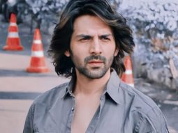 Kartik Aaryan starrer Dhamaka scheduled for release in October 2021 around the festive season of Navratri and Dusshera