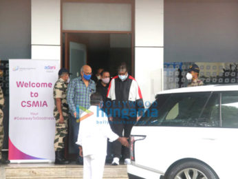 Photos: Amitabh Bachchan snapped at the airport in Kalina
