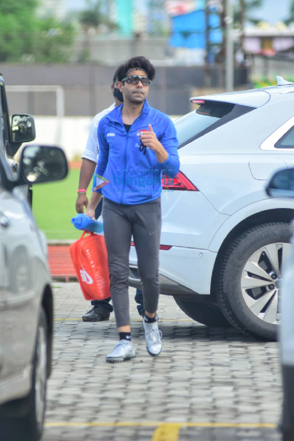 photos celebs snapped at all star football match 1