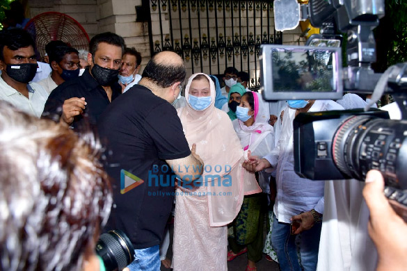 Photos: Celebs snapped at last rites of Dilip Kumar Photos: Celebs snapped at last rites of Dilip Kumar