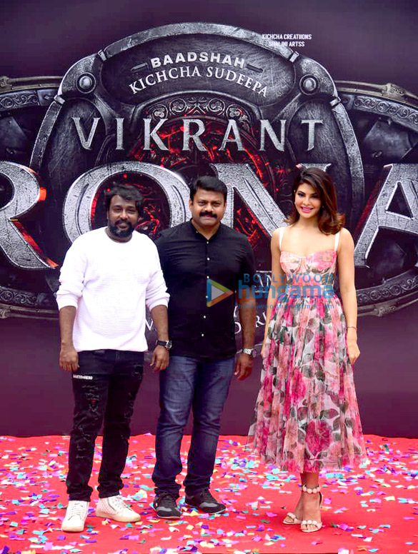 photos jacqueline fernandez unveils her look from the film vikrant rona 3