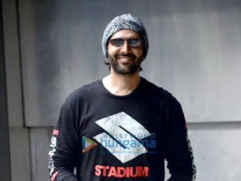 Photos: Kartik Aaryan snapped at dance class