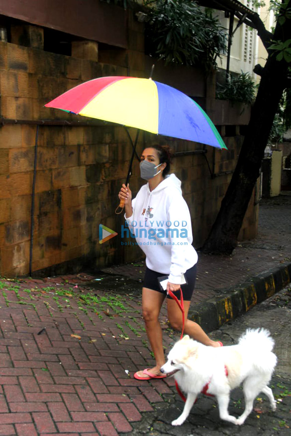photos malaika arora spotted in bandra 2 34