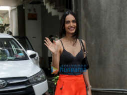Photos: Manushi Chhillar spotted at a salon in Bandra