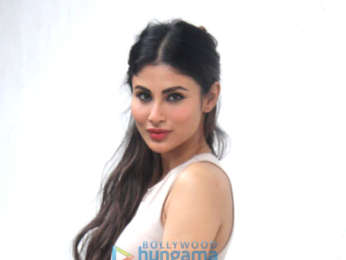 Photos: Mouni Roy spotted at Island City Studio