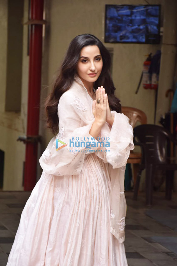 Photos: Nora Fatehi spotted in Andheri Photos: Nora Fatehi spotted in Andheri