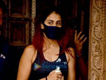Photos: Riteish Deshmukh and Genelia D'Souza spotted at gym in Bandra