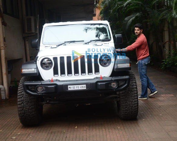 photos sooraj pancholi snapped in andheri 3